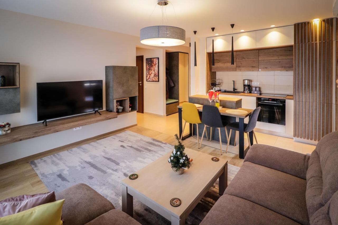 Lux Green Apartament 2 Leilighet Braşov Eksteriør bilde