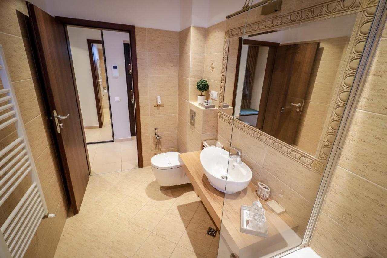 Lux Green Apartament 2 Leilighet Braşov Eksteriør bilde