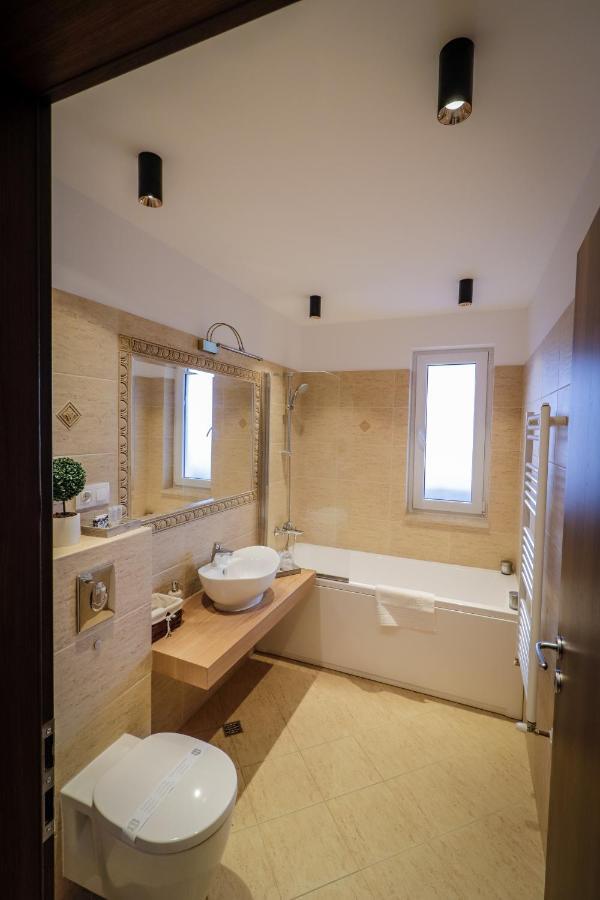 Lux Green Apartament 2 Leilighet Braşov Eksteriør bilde